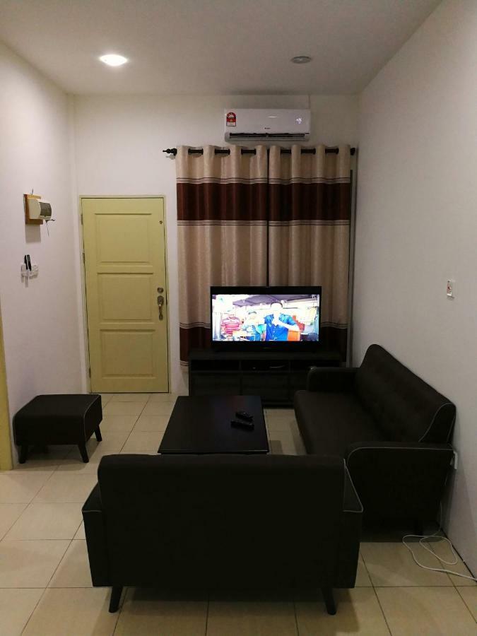 Address No 915, Lorong Uni Central 13, Taman Uni Central, Kuching Samarahan Expressway エクステリア 写真